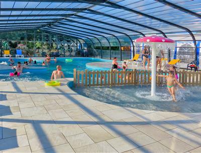 Camping avec piscine couverte Carnac