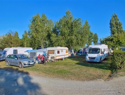 Emplacement Camping - emplacement caravane