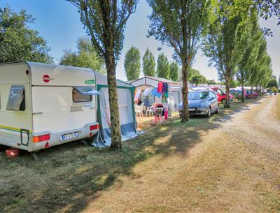 Emplacement Camping - emplacement caravane